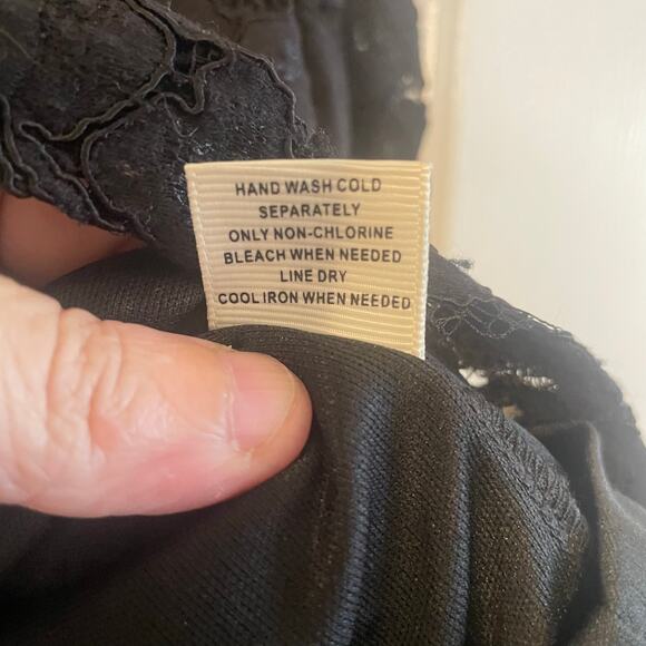 Ultra Pink black long sleeve mock neck lace blouse size L - Picture 9 of 11